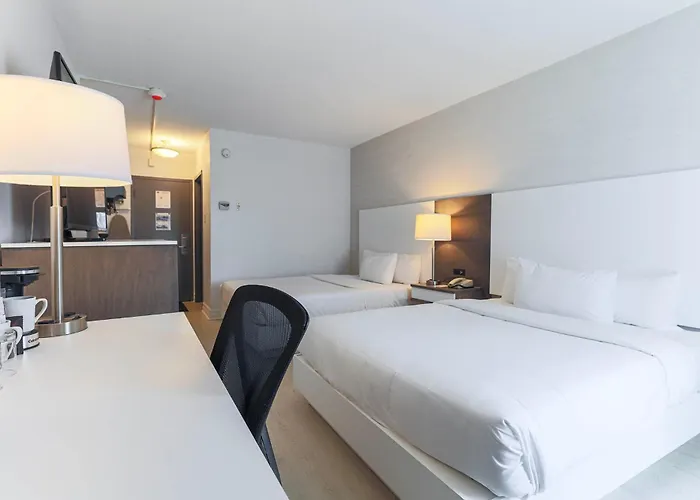 Hotel Ambassadeur Et Suites Quebec City